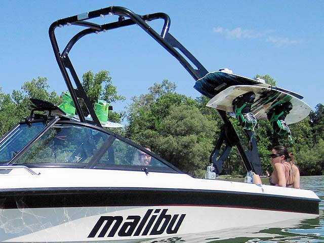 1998 Malibu with a FreeRide Wakeboard Tower, photo 2 of 4