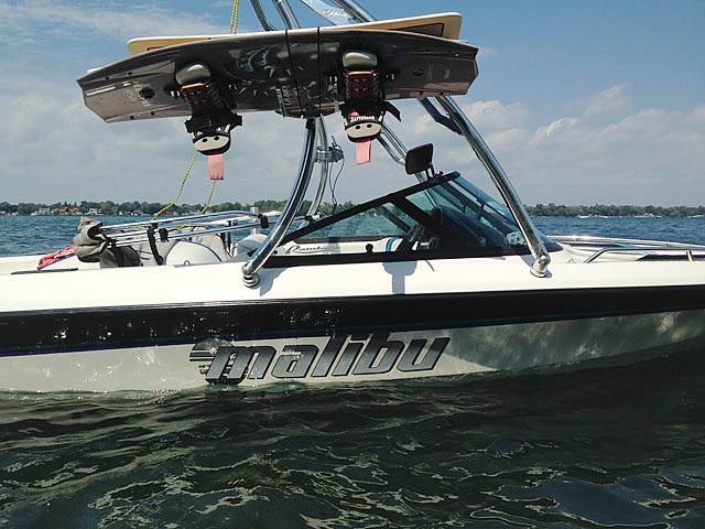 1998 Malibu Response lx with an Ascent 2.0 Wakeboard Tower, photo 3 of 7