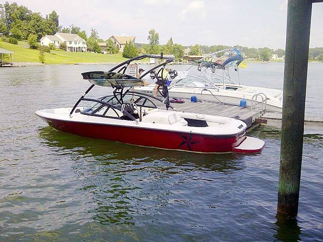 1998 Moomba Outback with an Assault Wakeboard Tower, photo 1 of 3