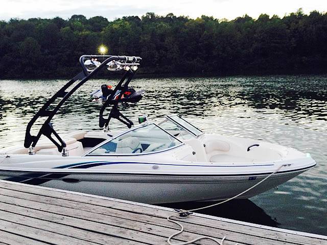 1998 Sea Ray 180BR with a FreeRide Wakeboard Tower, photo 1 of 10