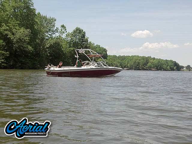 1998 Supra Saltare with an Airborne 2.0 Wakeboard Tower, photo 2 of 7