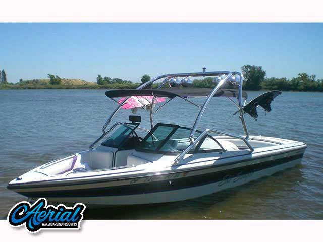 1999 Sanger DLX with an Airborne 2.0 Wakeboard Tower, photo 2 of 3