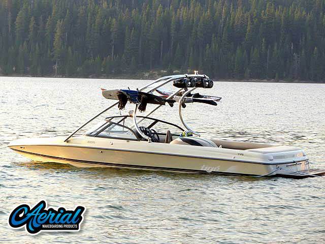 1999 Tige 2200i with a K2 Wakeboard Tower, photo 1 of 6