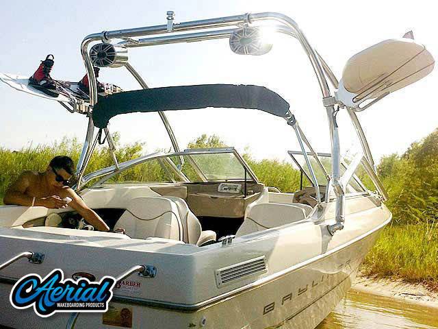 2000 Bayliner Capri 1950 with an Airborne 2.0 Wakeboard Tower, photo 2 of 3