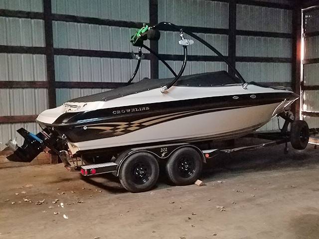 2000 Crownline 202 with an Ascent 2.0 Wakeboard Tower, photo 1 of 2