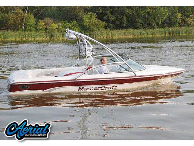 2000 Mastercraft Prostar 190 with an Assault Wakeboard Tower, photo 1 of 4
