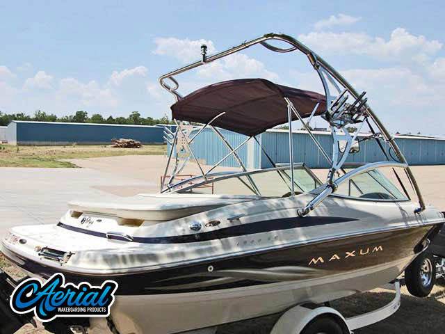2000 Maxum 1900 SR with an Assault Wakeboard Tower, photo 1 of 6