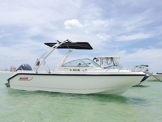 2001 Boston Whaler Ventura 21 with a FreeRide Wakeboard Tower, photo 1 of 7