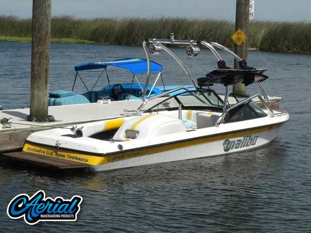2001 Malibu Sporster Lx with an Airborne 2.0 Wakeboard Tower, photo 2 of 2