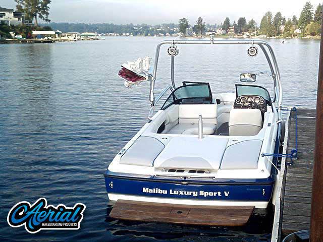2001 Malibu Sunsetter VLX with an Airborne 2.0 Wakeboard Tower, photo 1 of 2