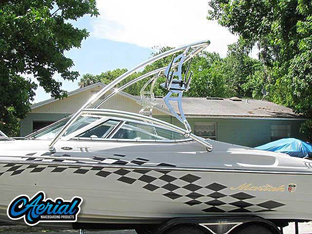 2001 Mariah 212 ltd. with 350 mag with an Assault Wakeboard Tower, photo 1 of 2