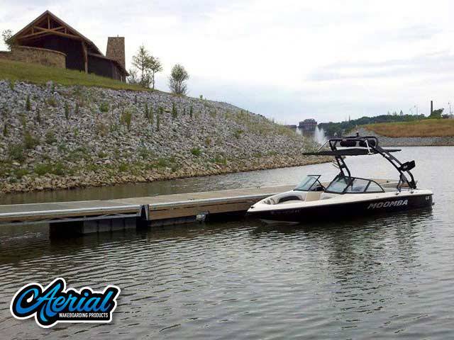 2001 Moomba Outback LS with a FreeRide Wakeboard Tower, photo 3 of 5
