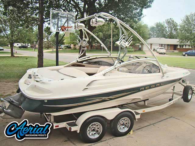 2001 Regal 2100LSR with an Assault Wakeboard Tower, photo 2 of 4