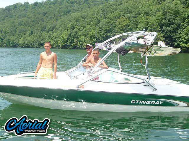 2001 Stingray 190LX with an Airborne 2.0 Wakeboard Tower, photo 1 of 2