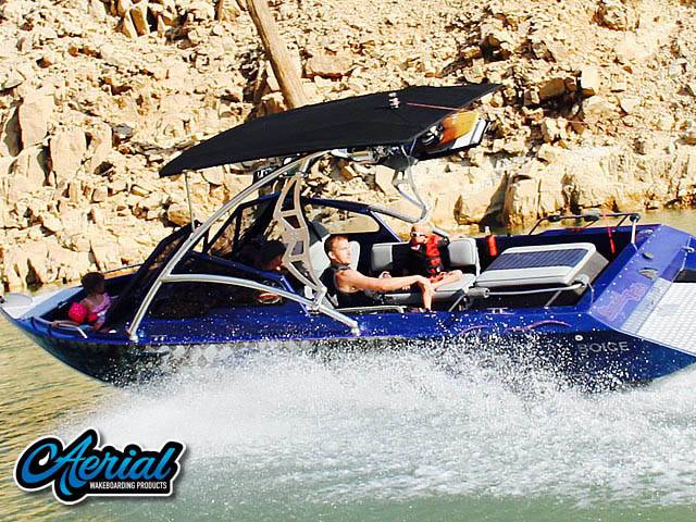 2002 Boice Jet Endevor with an Assault Wakeboard Tower, photo 2 of 11