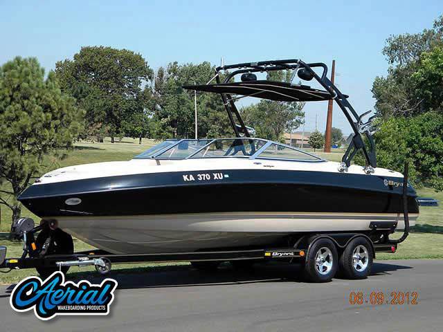 2002 Bryant 232 with a FreeRide Wakeboard Tower, photo 2 of 5
