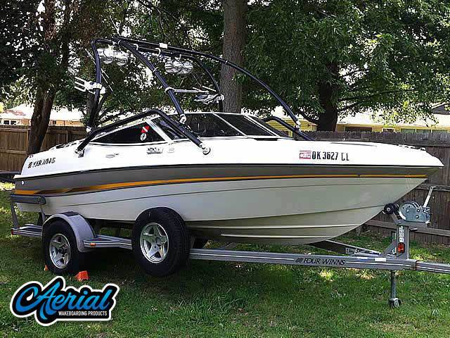 2002 Four Winns Horizon 180 5.0 GL Volvo Penta with an Airborne 2.0 Wakeboard Tower, photo 1 of 4