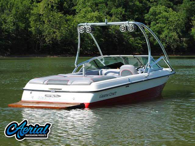 2002 Mastercraft X-Star with an Airborne 2.0 Wakeboard Tower, photo 2 of 3