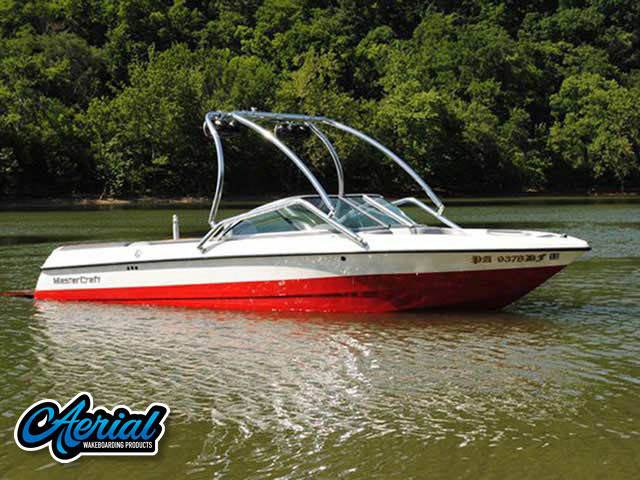2002 Mastercraft X-Star with an Airborne 2.0 Wakeboard Tower, photo 1 of 3