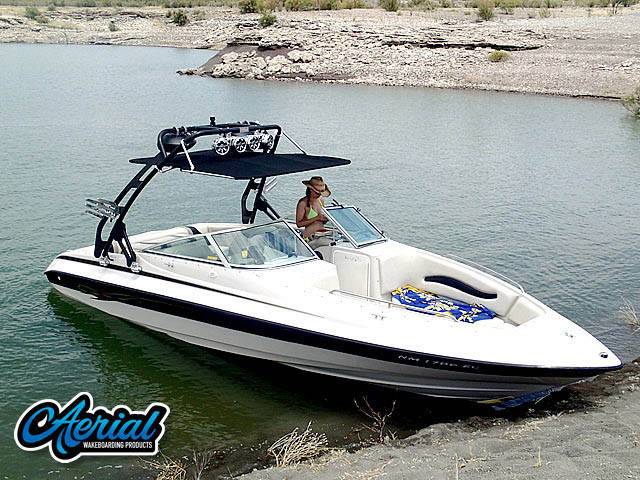 2002 Reinell 240-BR with a FreeRide Wakeboard Tower, photo 2 of 12