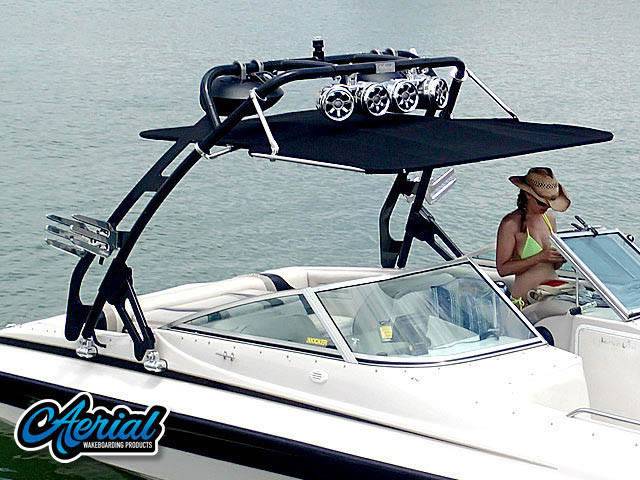 2002 Reinell 240-BR with a FreeRide Wakeboard Tower, photo 3 of 12