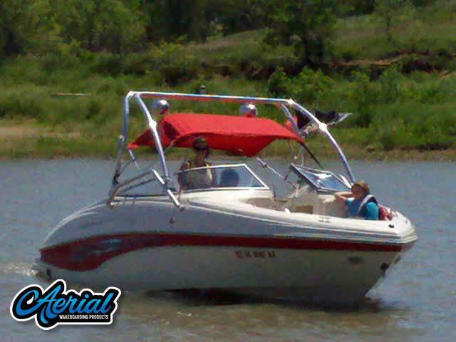 2002 Rinker Captiva with an Airborne 2.0 Wakeboard Tower, photo 2 of 4