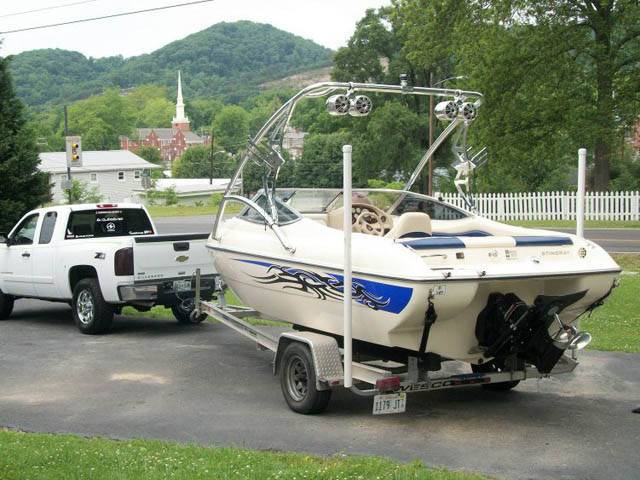2002 Stingray 190 CS with an Assault Wakeboard Tower, photo 3 of 3