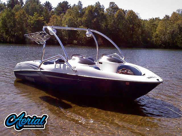 2002 Yamaha lx2000 with an Airborne 2.0 Wakeboard Tower, photo 2 of 2