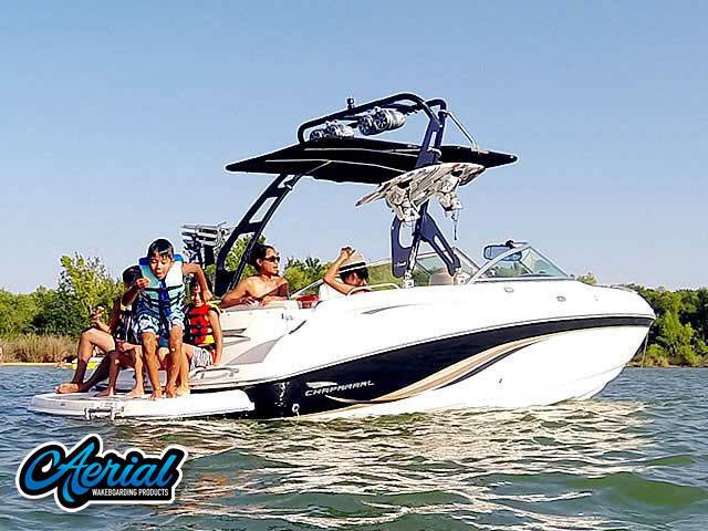 2003 230 SSI Chaparral with a FreeRide Wakeboard Tower, photo 2 of 10
