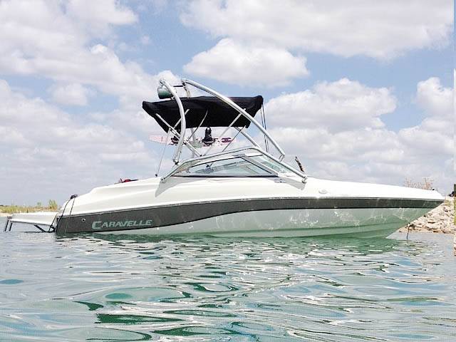 2003 Caravelle 187 Bowrider with an Airborne 2.0 Wakeboard Tower, photo 2 of 3