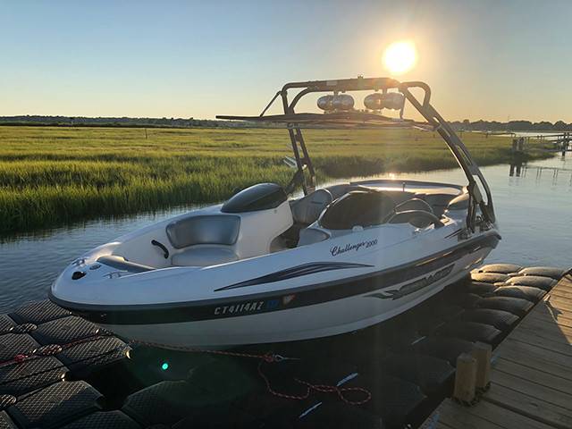 2003 Sea Doo Challenger with a FreeRide Wakeboard Tower, photo 2 of 3