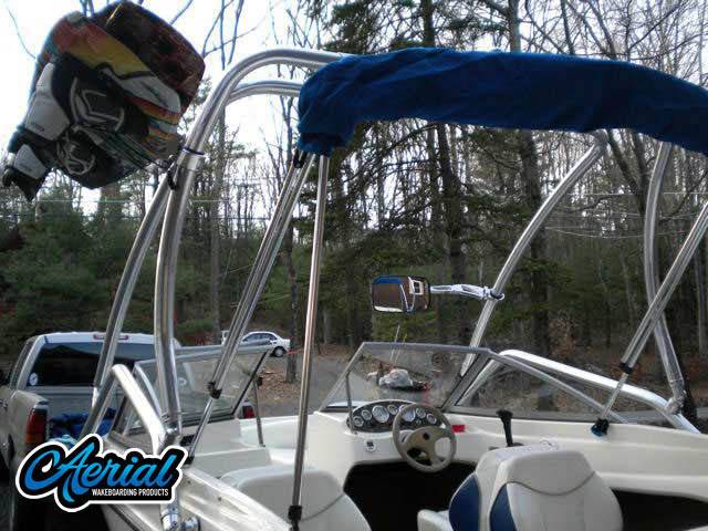 2004 Bayliner 175 Bowrider with an Airborne 2.0 Wakeboard Tower, photo 3 of 7