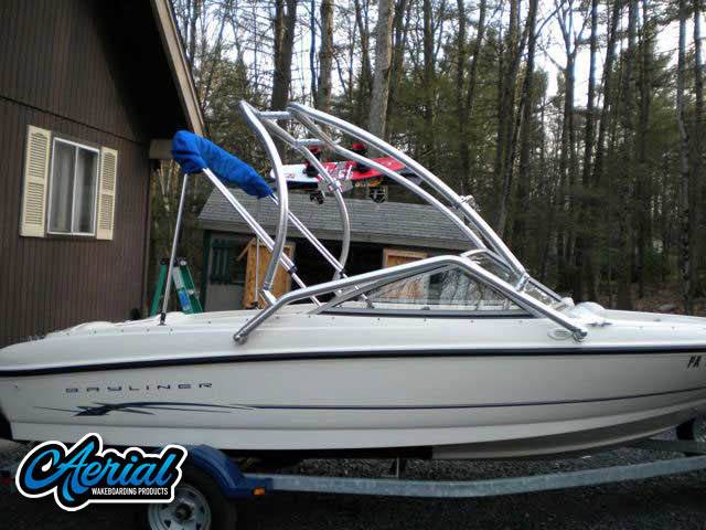 2004 Bayliner 175 Bowrider with an Airborne 2.0 Wakeboard Tower, photo 1 of 7