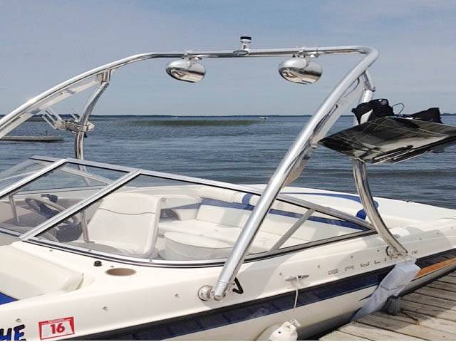 2004 Bayliner Sport with an Ascent 2.0 Wakeboard Tower, photo 2 of 2