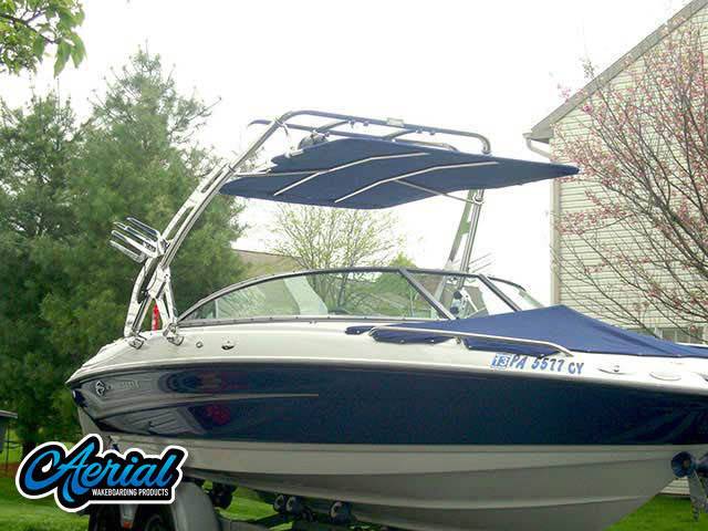 2004 Crownline 220 with a FreeRide Wakeboard Tower, photo 3 of 9