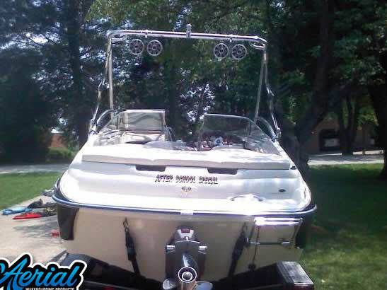 2004 Glastron GX 205 with an Assault Wakeboard Tower, photo 2 of 3