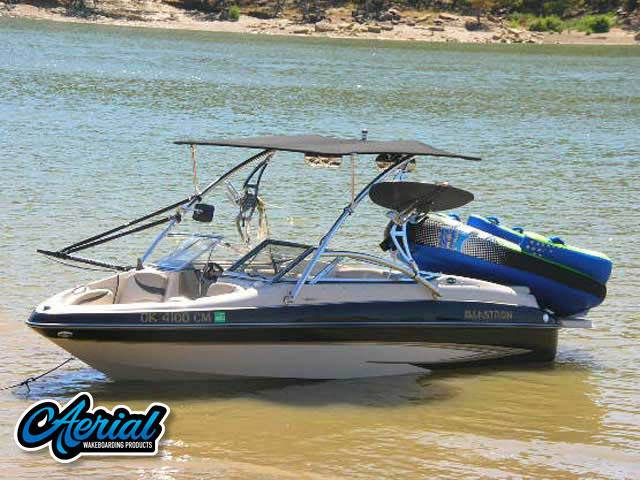 2004 Glastron GX205 with an Assault Wakeboard Tower, photo 3 of 6