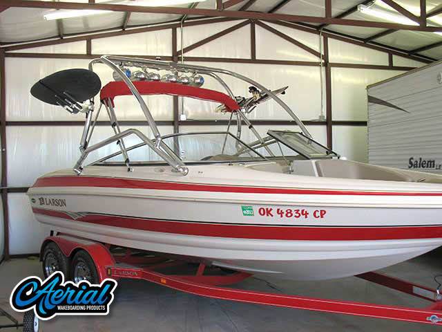 2004 Larson LXI210 with an Airborne 2.0 Wakeboard Tower, photo 3 of 4