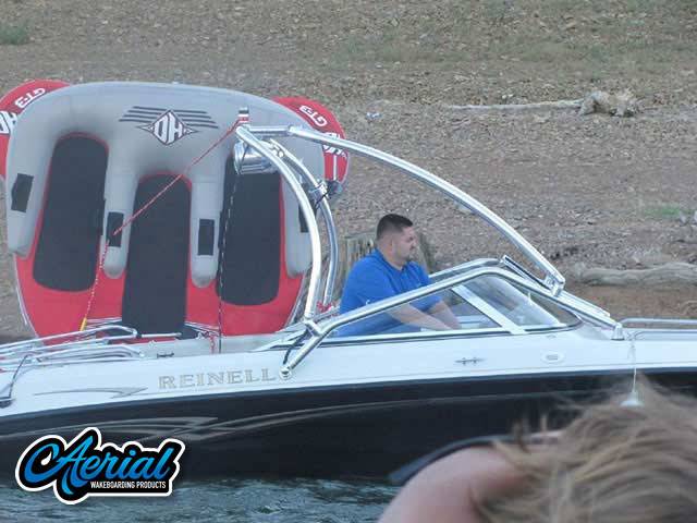 2004 Reinell 20' 207 Model with an Airborne 2.0 Wakeboard Tower, photo 2 of 2