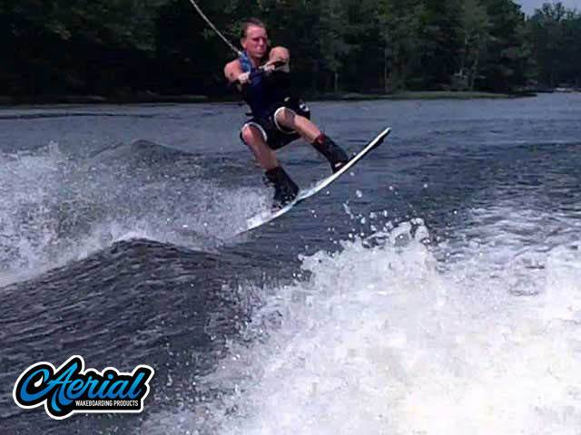 2004 Yamaha SX230 with an Airborne 2.0 Wakeboard Tower, photo 3 of 3