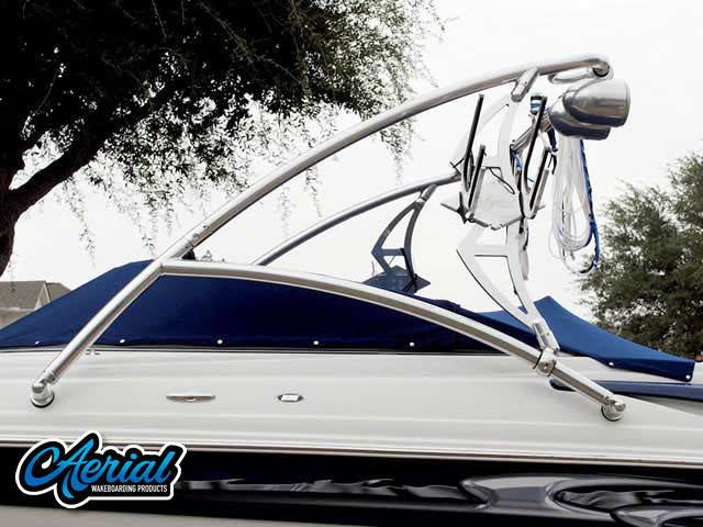 2005 Crownline 225 GLS with an Assault Wakeboard Tower, photo 3 of 4