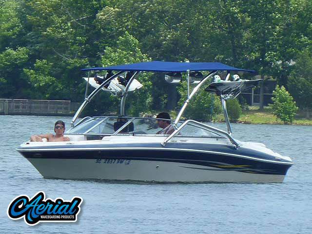 2005 Four Winns Horizon 200 with an Airborne 2.0 Wakeboard Tower, photo 3 of 3