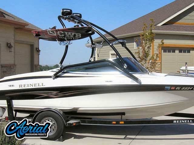 2005 Reinell 191 with an Airborne 2.0 Wakeboard Tower, photo 3 of 3
