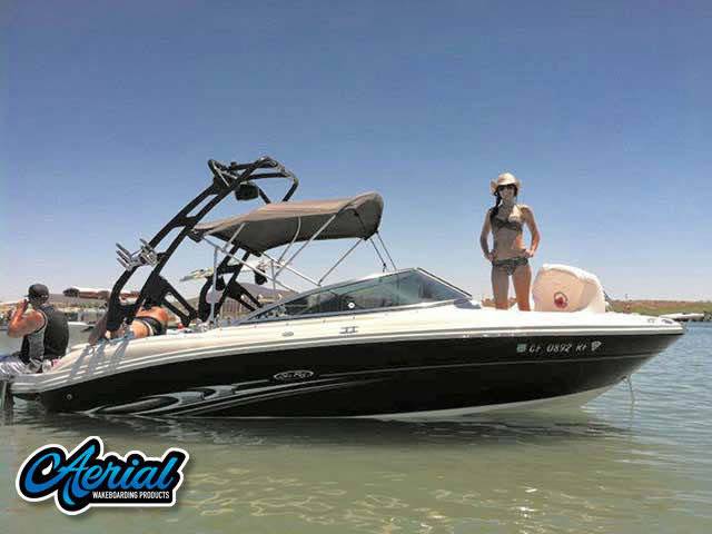 2005 Sea Ray select 200 with a FreeRide Wakeboard Tower, photo 1 of 2
