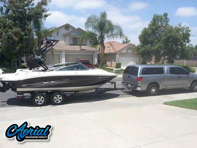2005 Sea Ray select 200 with a FreeRide Wakeboard Tower, photo 2 of 2