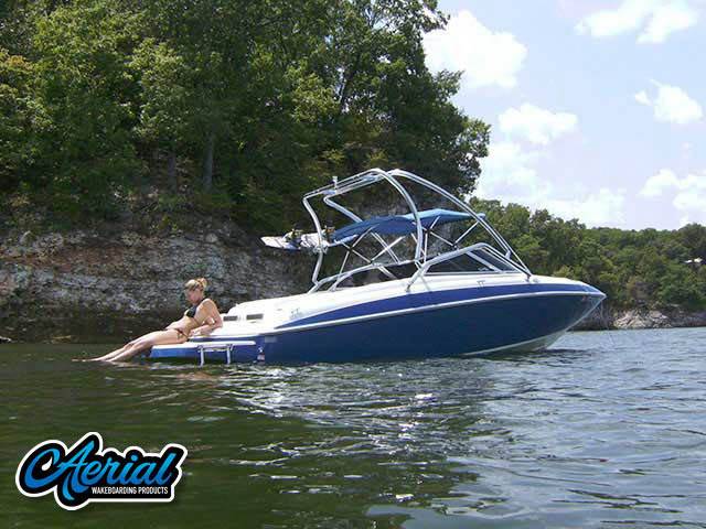 2005 VIP Boats Vantage 202 with an Airborne 2.0 Wakeboard Tower, photo 2 of 7