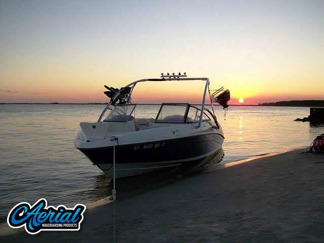 2005 Yamaha 230 SX with an Assault Wakeboard Tower, photo 1 of 3