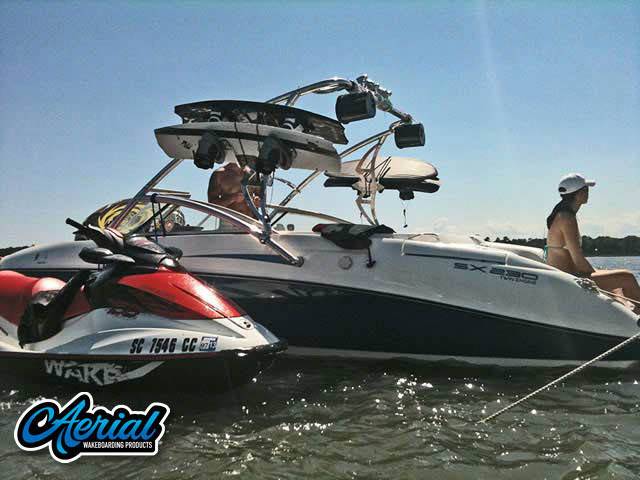 2005 Yamaha 230 SX with an Assault Wakeboard Tower, photo 2 of 3