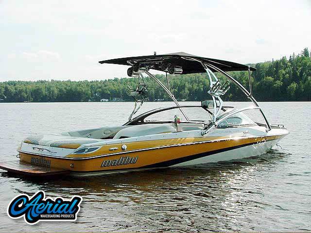 2006 Malibu Response LXi with an Assault Wakeboard Tower, photo 1 of 2