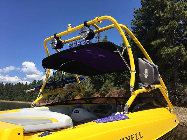 2006 Reinell 220 LSE Sport with an Airborne 2.0 Wakeboard Tower, photo 3 of 4